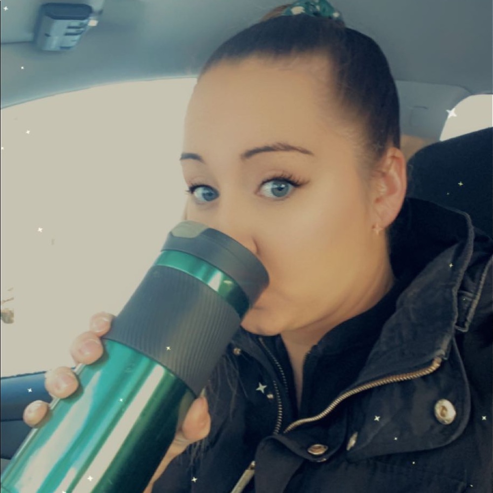 Meet your Posher, Jessica